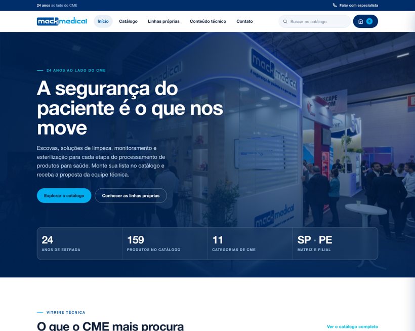 Abertura da direção C, showroom em contraste, com seções escuras e claras